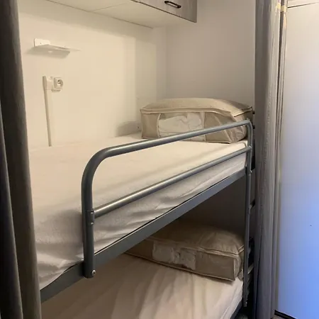 Studio 200m Plage Mole Petite Vue Mer Apartament *